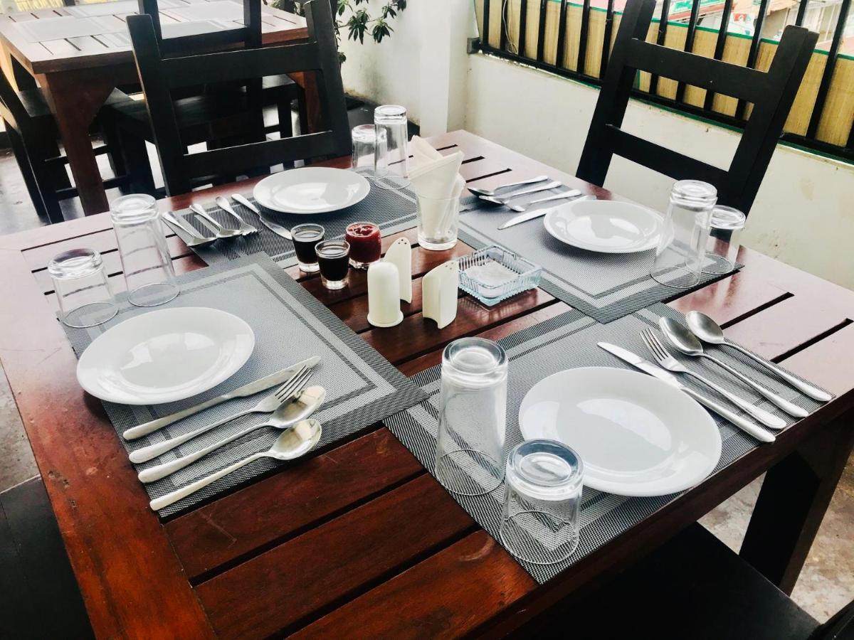 Sea Beach Resort نيجومبو المظهر الخارجي الصورة