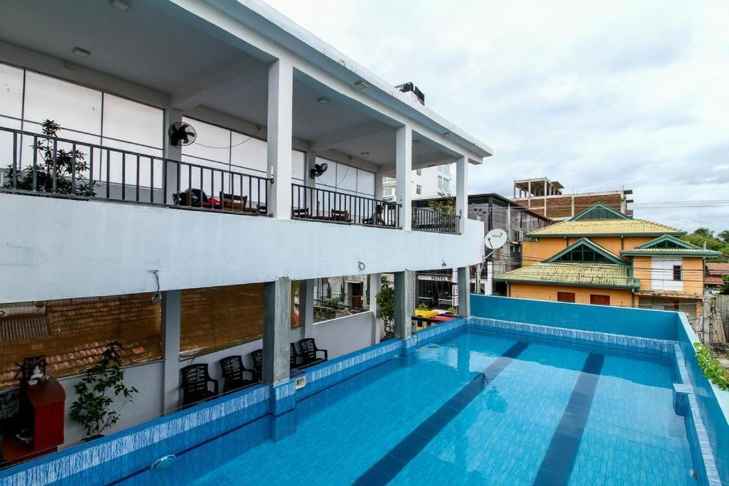 Sea Beach Resort نيجومبو المظهر الخارجي الصورة